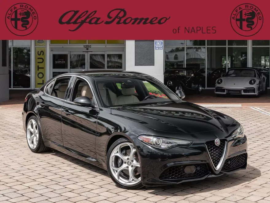 2023 Alfa Romeo Giulia Ti photo 1