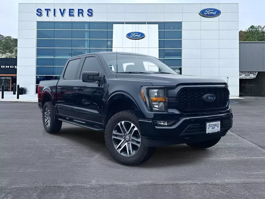 2023 Ford F-150 XL photo 1