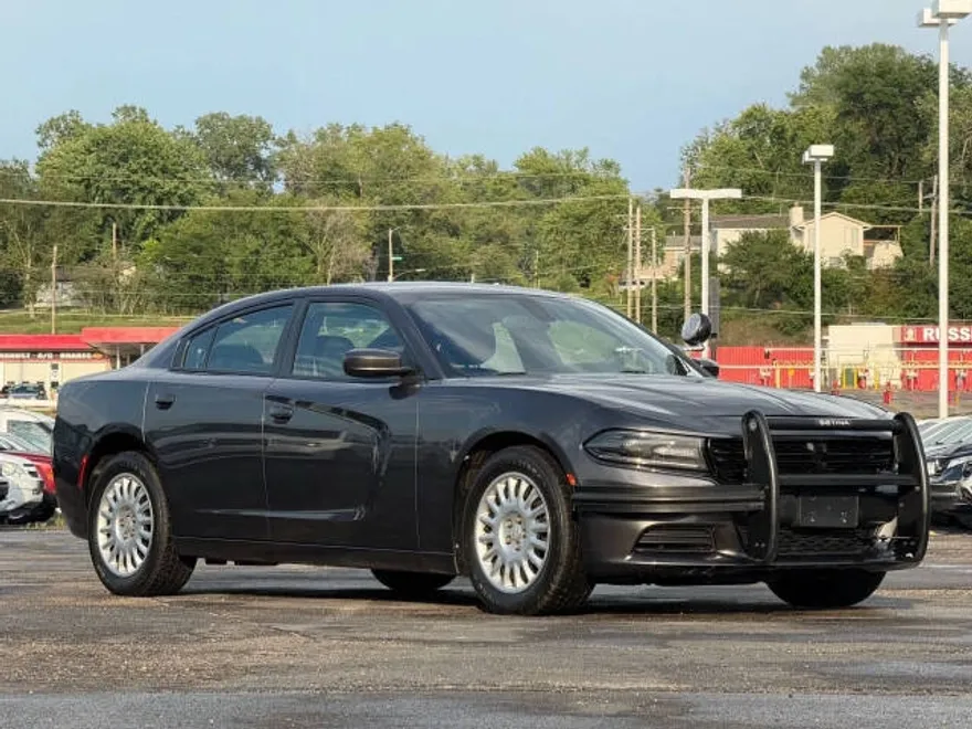 2019 Dodge Charger photo 1