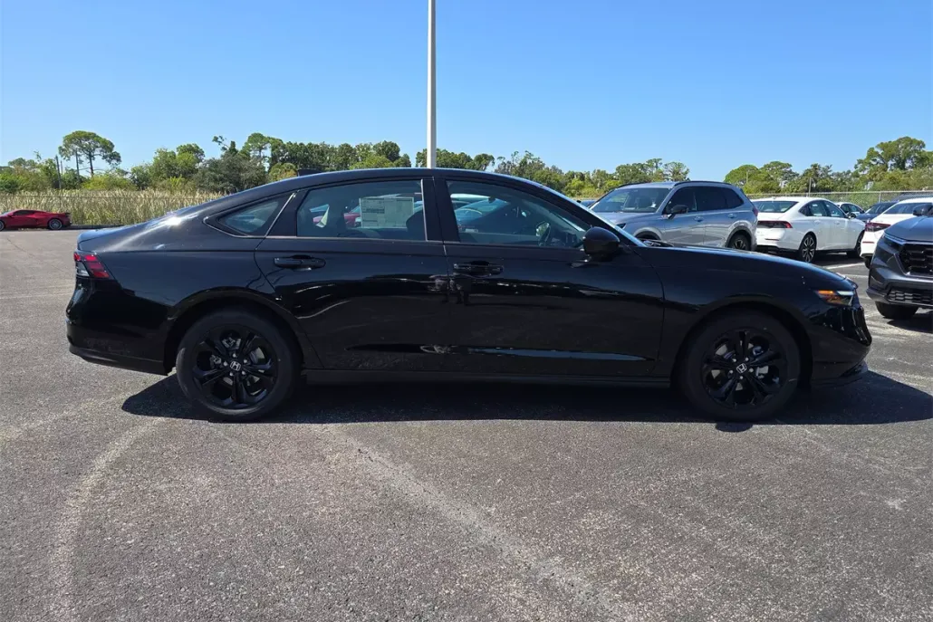 2025 Honda Accord SE photo 1