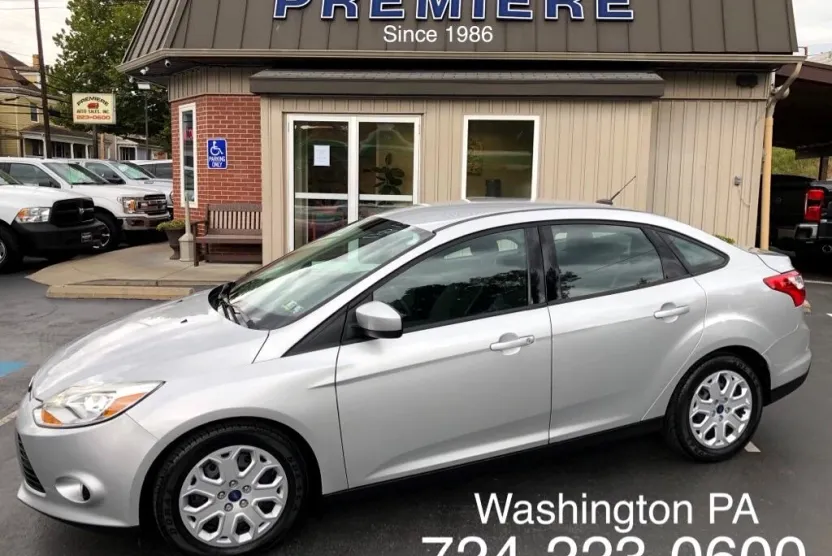 2012 Ford Focus SE photo 1