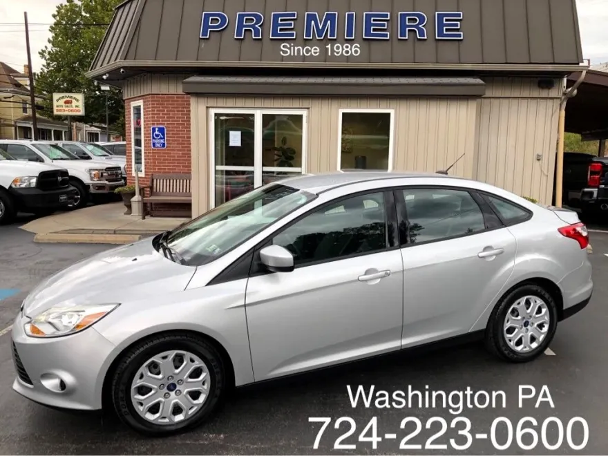 2012 Ford Focus SE photo 1