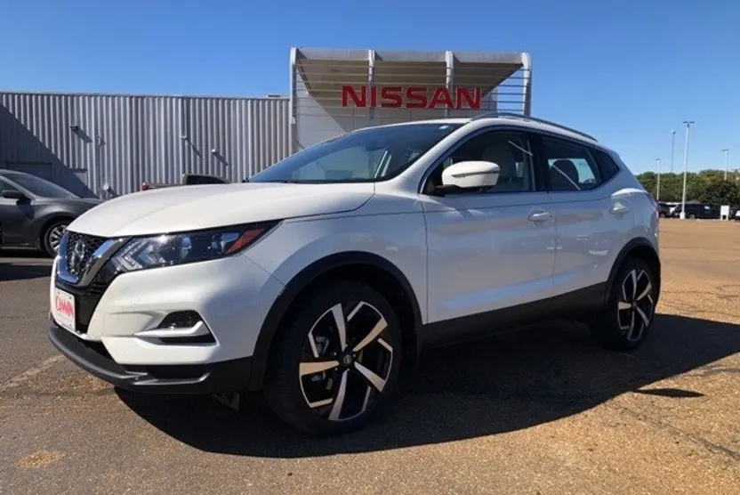2022 Nissan Rogue Sport SL photo 1