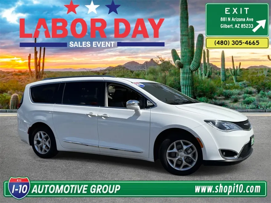 2019 Chrysler Pacifica Limited photo 1