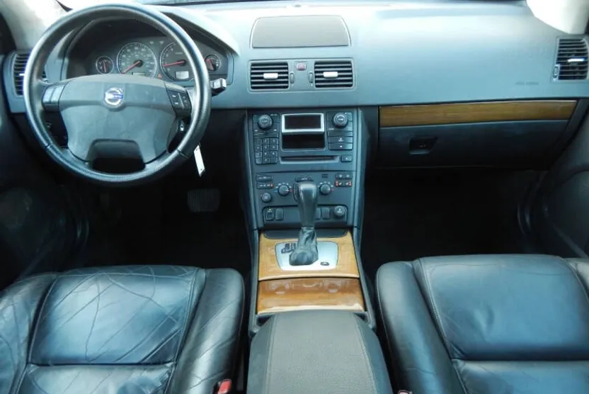 2005 Volvo XC90 2.5T photo 1