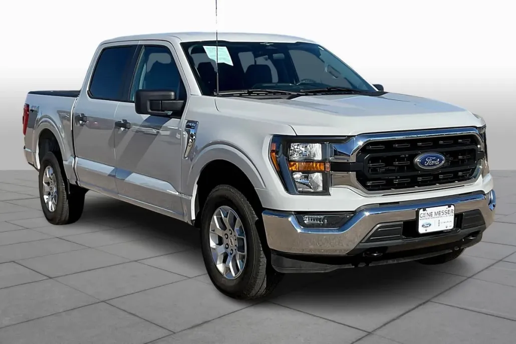 2023 Ford F-150 XLT photo 1