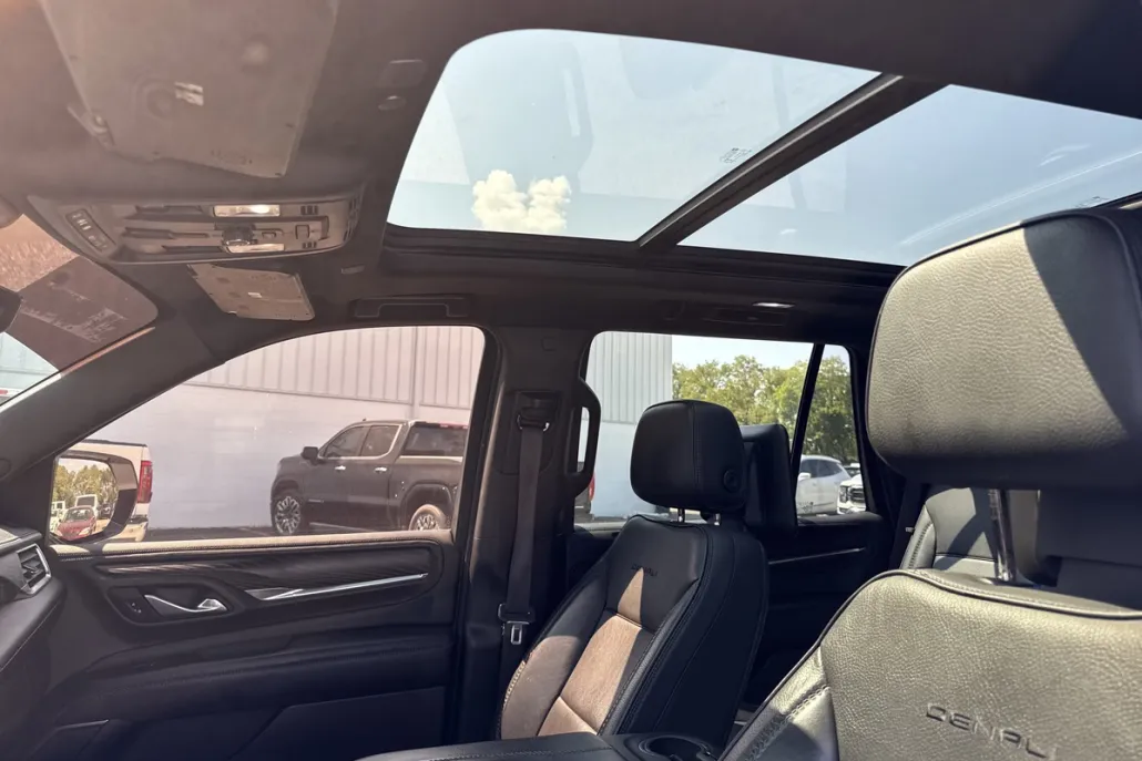 2021 Gmc Yukon Denali photo 1