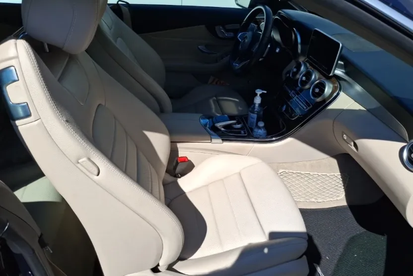 2018 Mercedes Benz C 300 photo 1