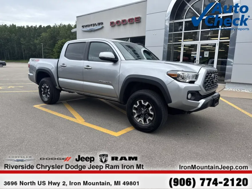 2023 Toyota Tacoma SR5 V6 photo 1