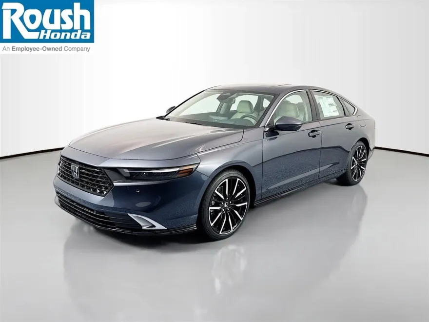 2025 Honda Accord Hybrid Touring photo 1