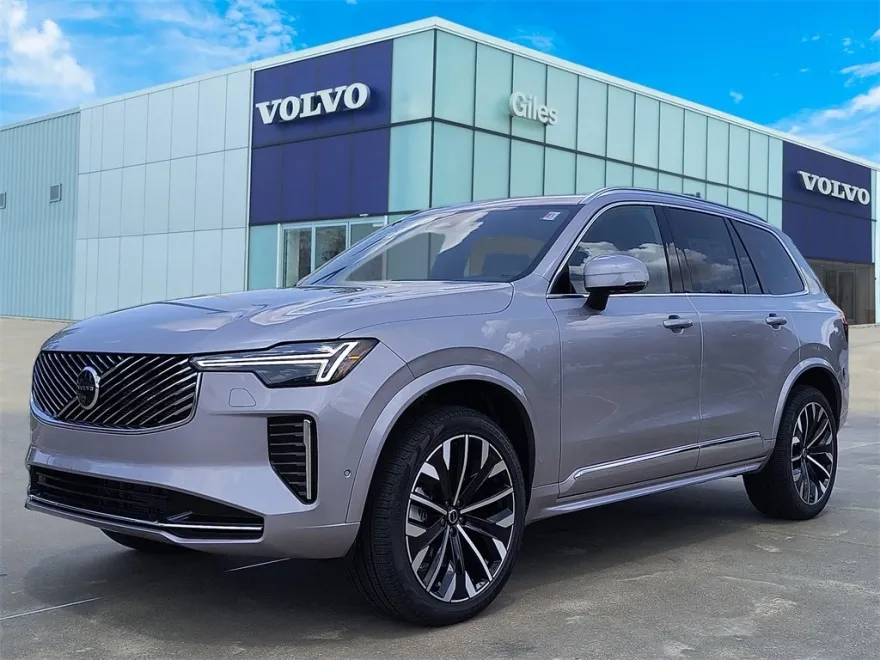 2026 Volvo XC90 Plus photo 1