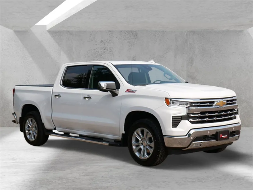 2025 Chevrolet Silverado 1500 LTZ photo 1