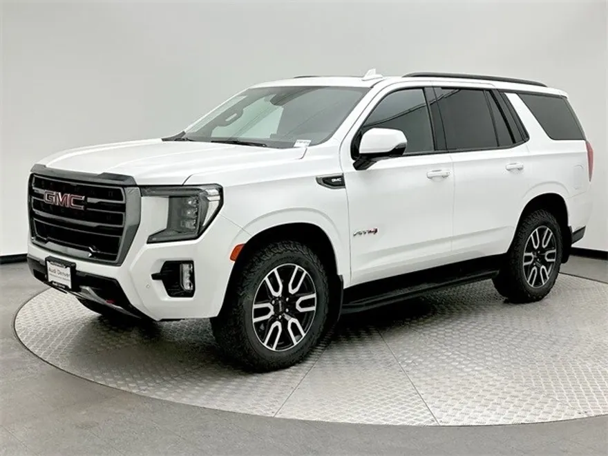 2022 Gmc Yukon AT4 photo 1