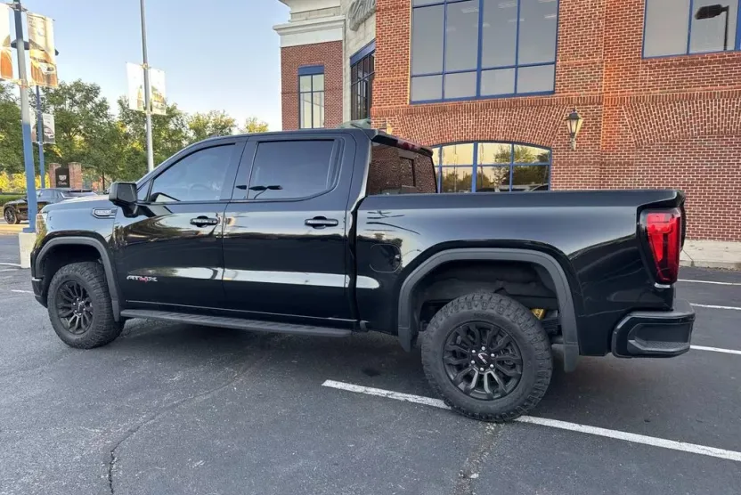 2022 Gmc Sierra 1500 AT4X photo 1