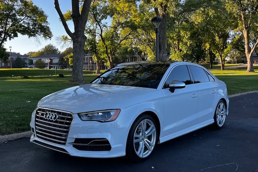 2016 Audi S3 Premium Plus photo 1