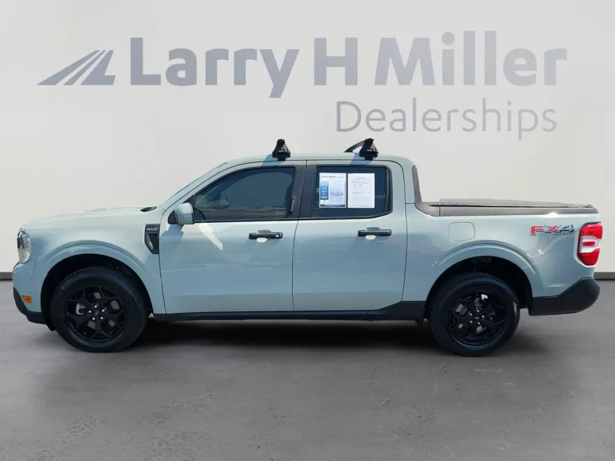 2022 Ford Maverick XLT photo 1