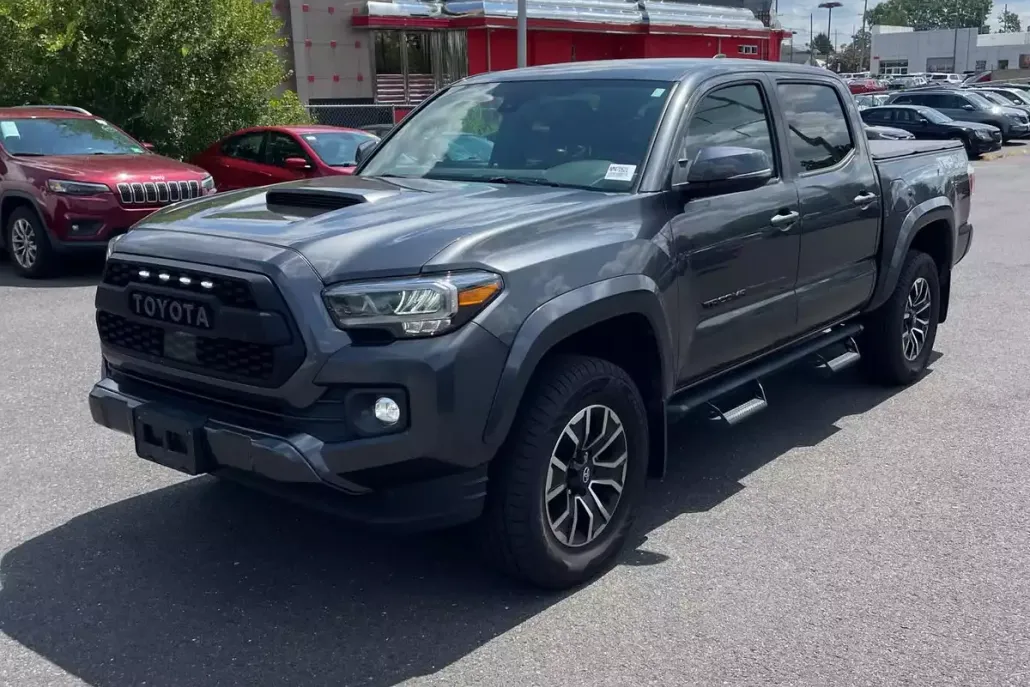 2022 Toyota Tacoma TRD Sport photo 1