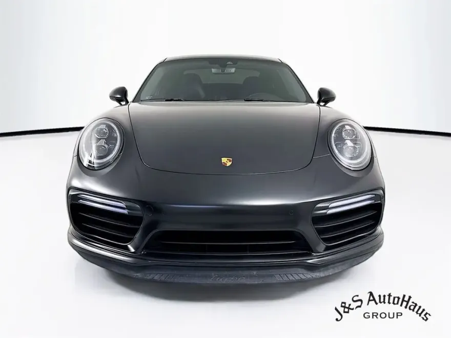 2019 Porsche 911 Turbo photo 2