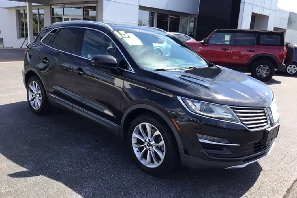 2015 Lincoln MKC Base photo 1
