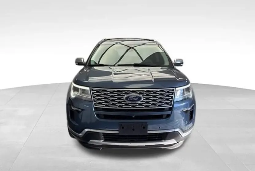 2018 Ford Explorer Platinum photo 1