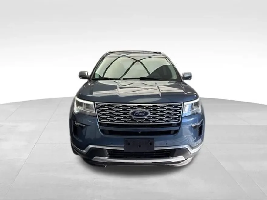 2018 Ford Explorer Platinum photo 1