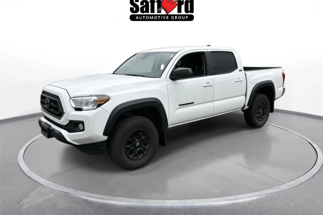 2023 Toyota Tacoma SR5 photo 1