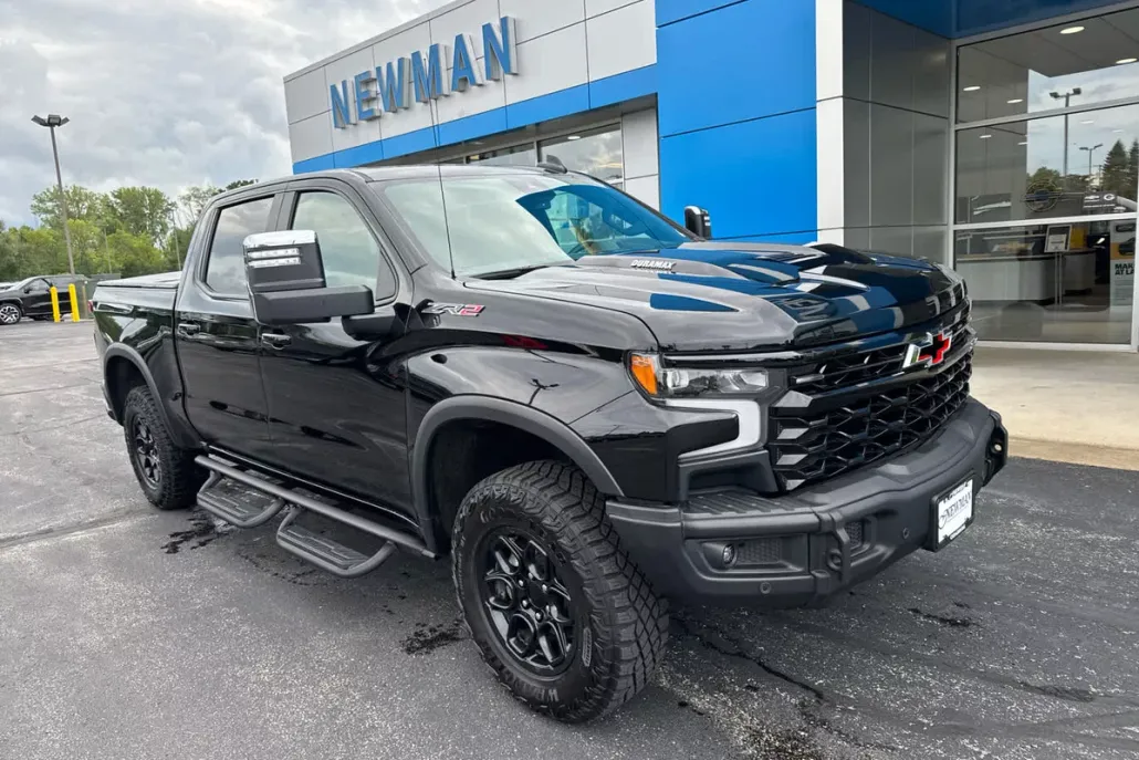 2024 Chevrolet Silverado 1500 ZR2 photo 1