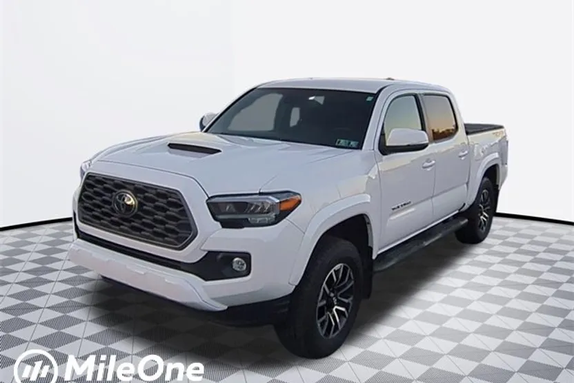 2023 Toyota Tacoma TRD Sport photo 1