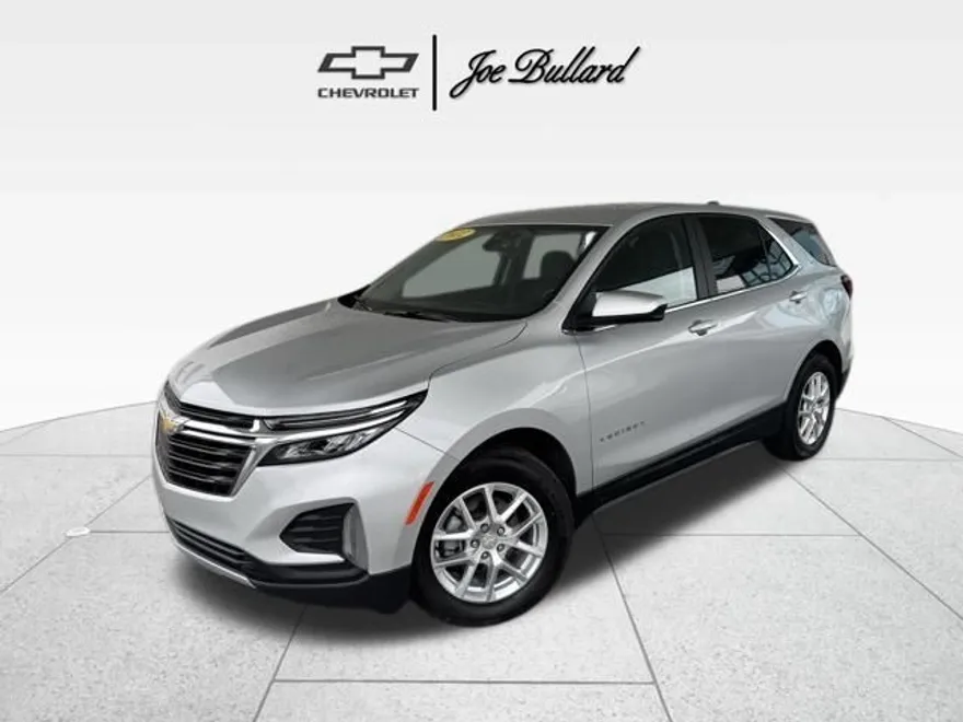 2022 Chevrolet Equinox LT photo 1