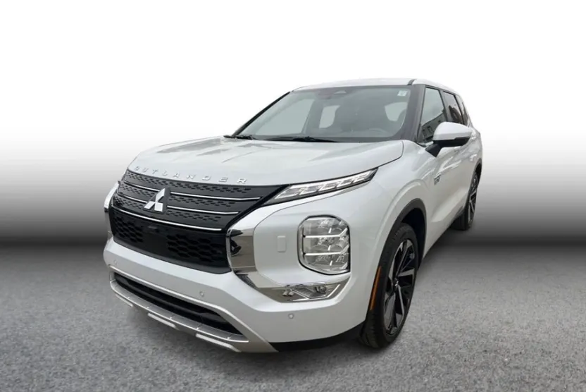 2025 Mitsubishi Outlander PHEV SE photo 1