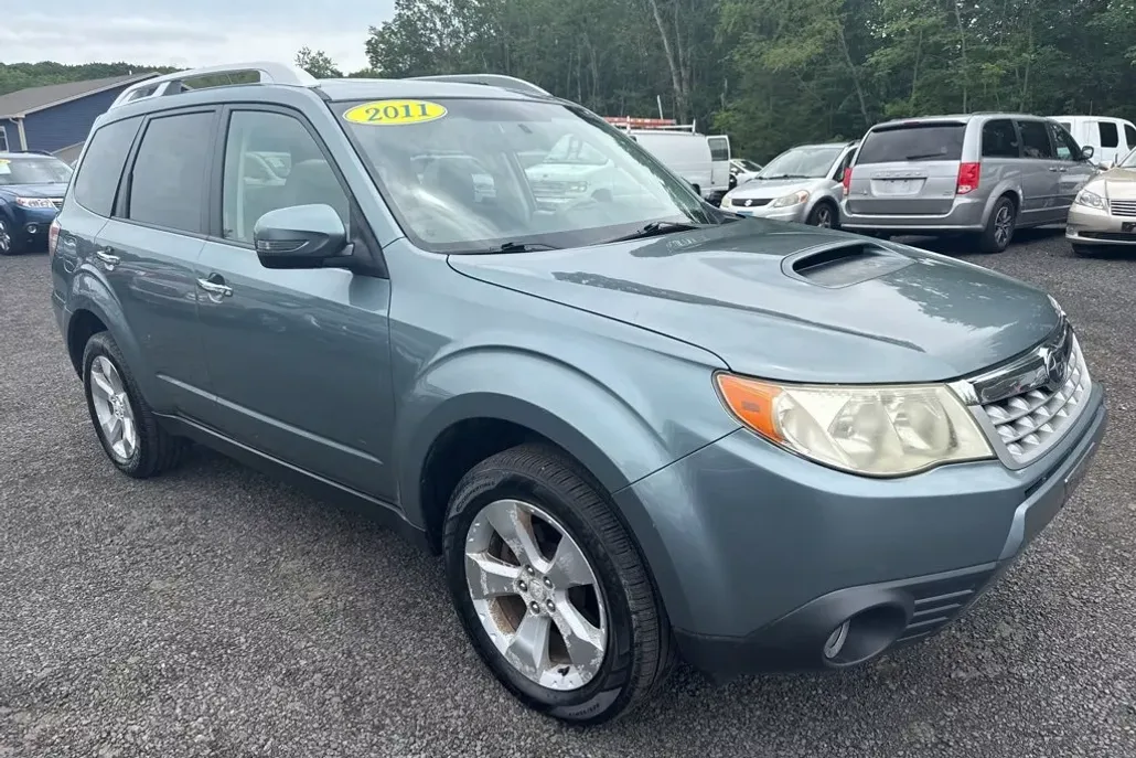 2011 Subaru Forester 2.5XT Touring photo 1