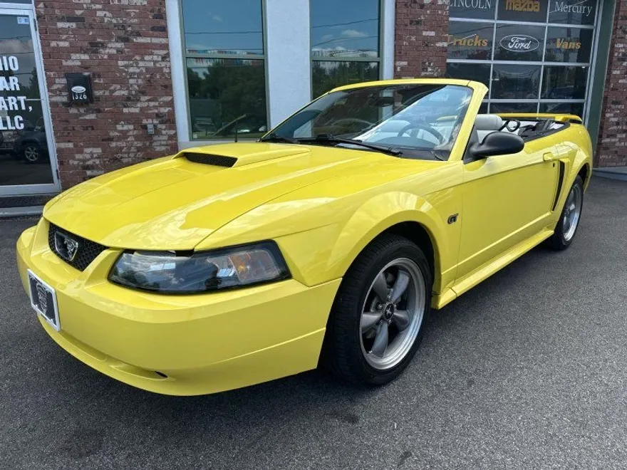 2001 Ford Mustang GT photo 1