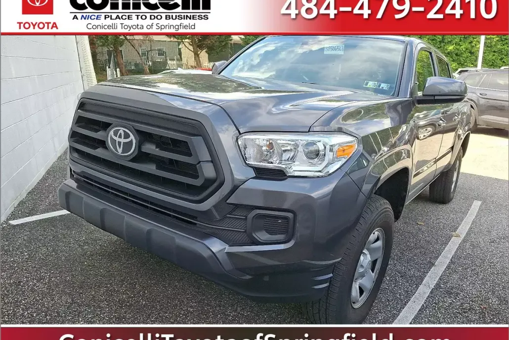 2022 Toyota Tacoma SR V6 photo 1