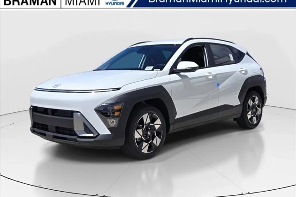 2025 Hyundai Kona SEL photo 1