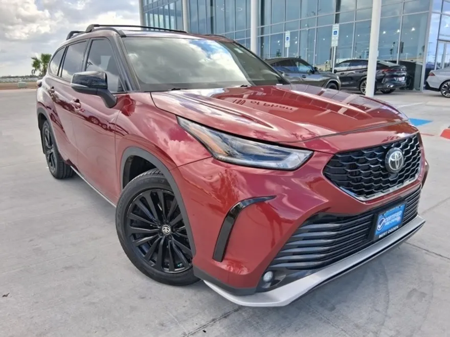 2023 Toyota Highlander XSE photo 1