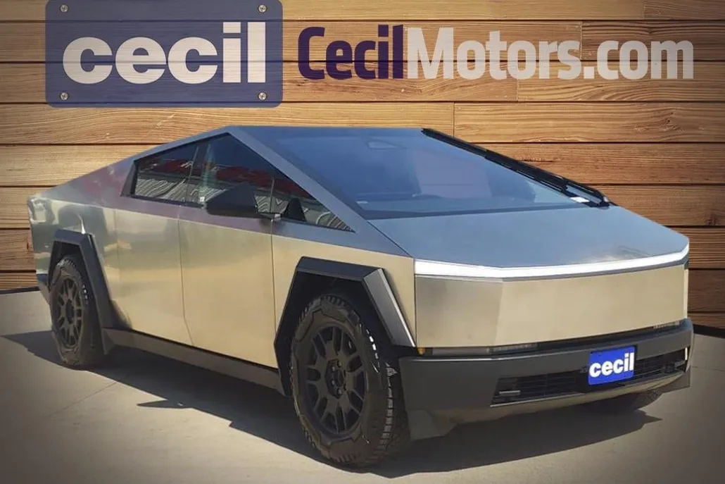 2024 Tesla Cybertruck All-Wheel Drive photo 1