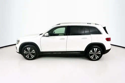 2025 Mercedes Benz GLB 250 4MATIC photo 2