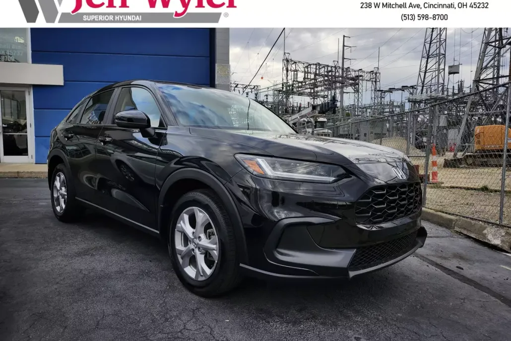 2023 Honda HR-V LX photo 1