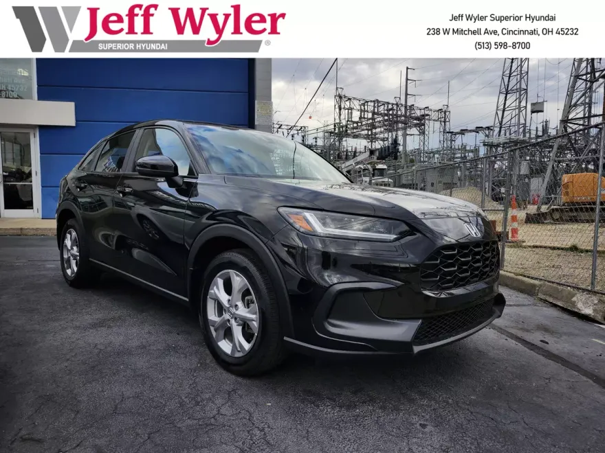 2023 Honda HR-V LX photo 1