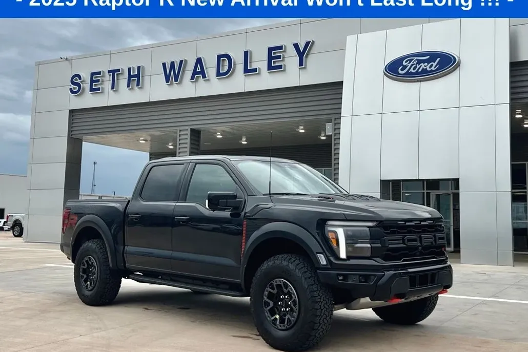 2025 Ford F-150 Raptor photo 1