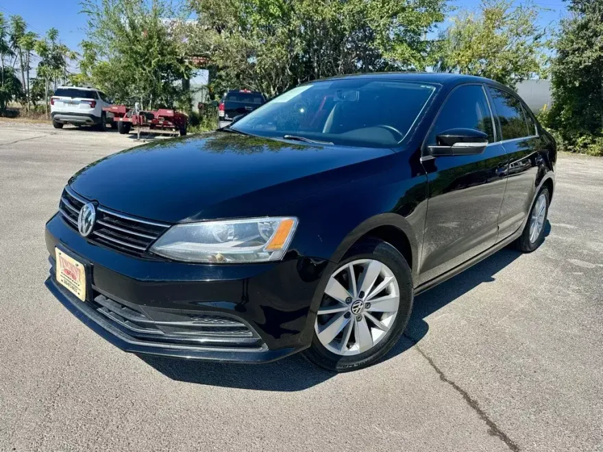 2015 Volkswagen Jetta 1.8T SE photo 1