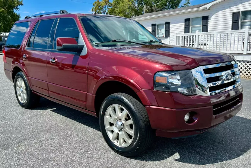 2013 Ford Expedition Limited photo 1