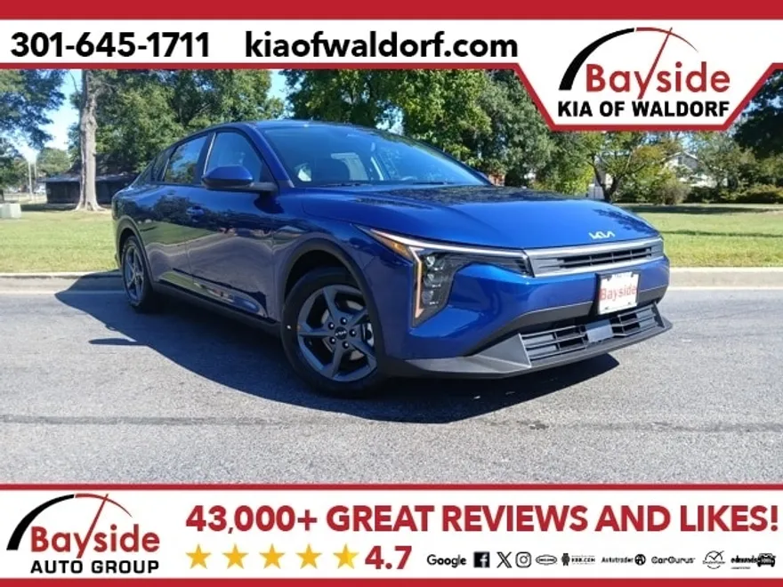 2025 Kia K4 LXS photo 1