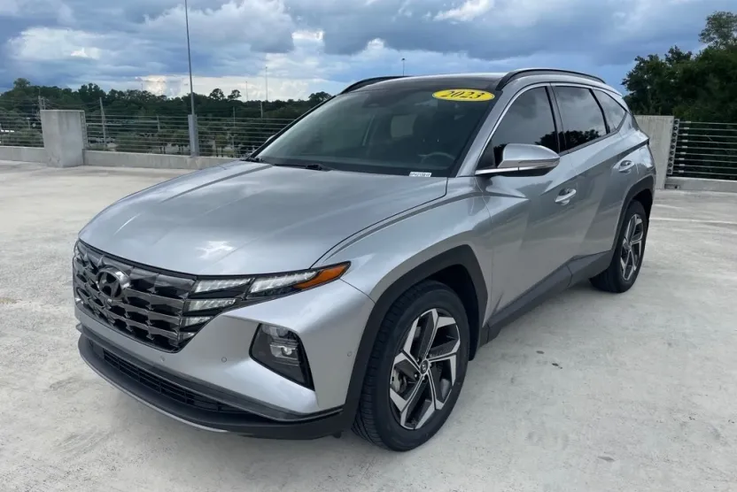 2023 Hyundai Tucson Limited photo 1