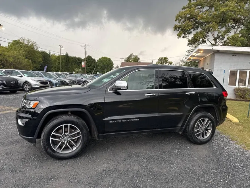 2018 Jeep Grand Cherokee Limited photo 1