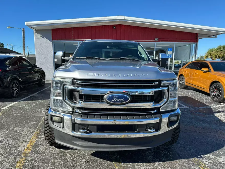 2022 Ford F-250 XLT photo 1