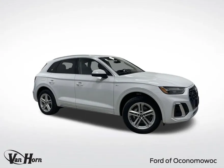 2024 Audi Q5 55 Premium Plus photo 1