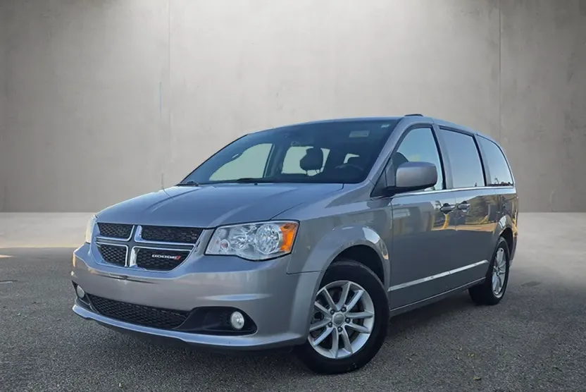 2019 Dodge Grand Caravan SE photo 1