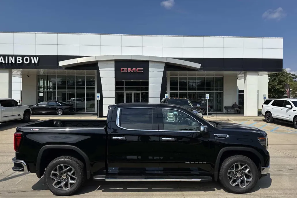 2026 Gmc Sierra 1500 SLT photo 1