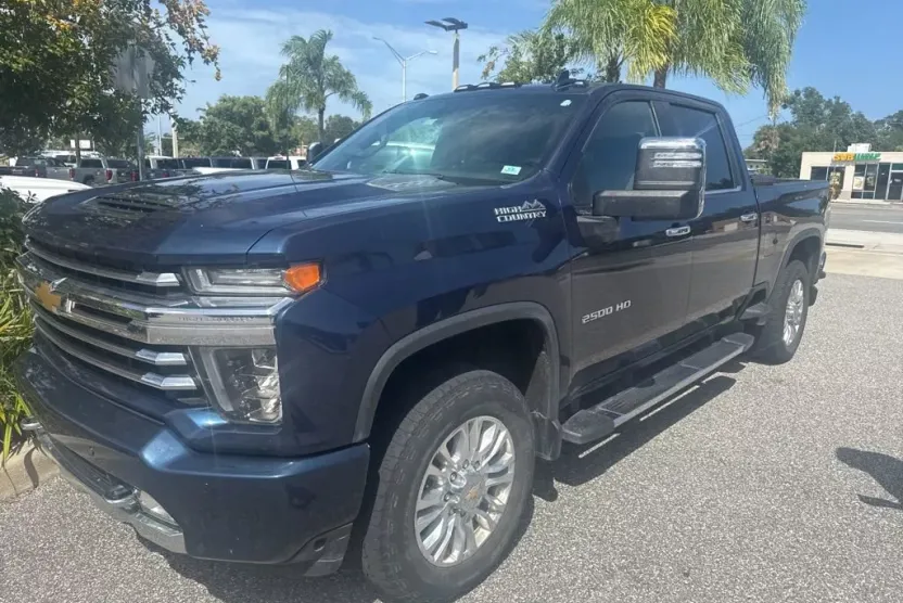 2022 Chevrolet Silverado 2500HD High Country photo 1
